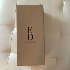 Ellen Degeneres Langston Flats